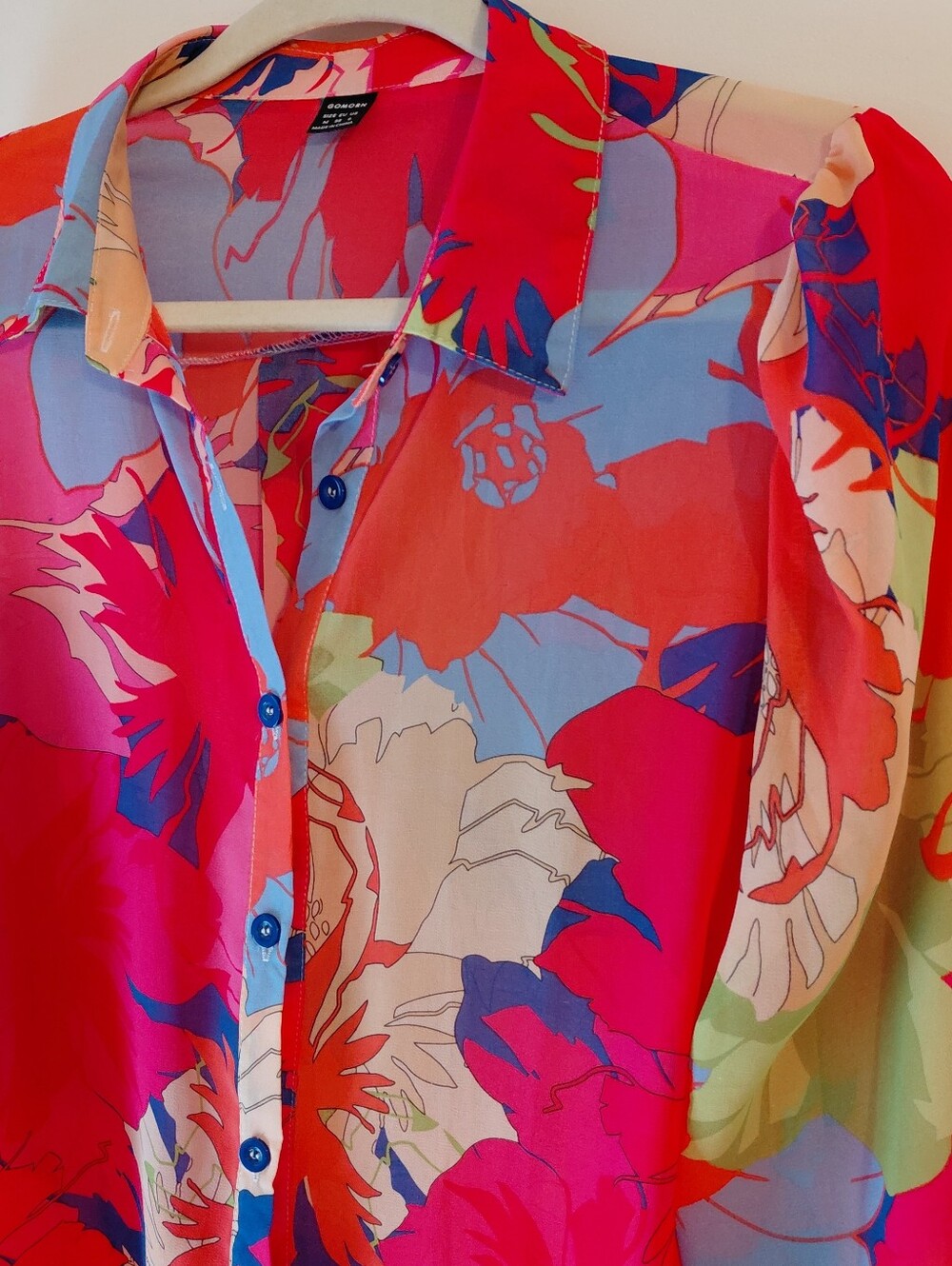 Floral Semi Sheer Blouse Medium - Picture 4 of 10